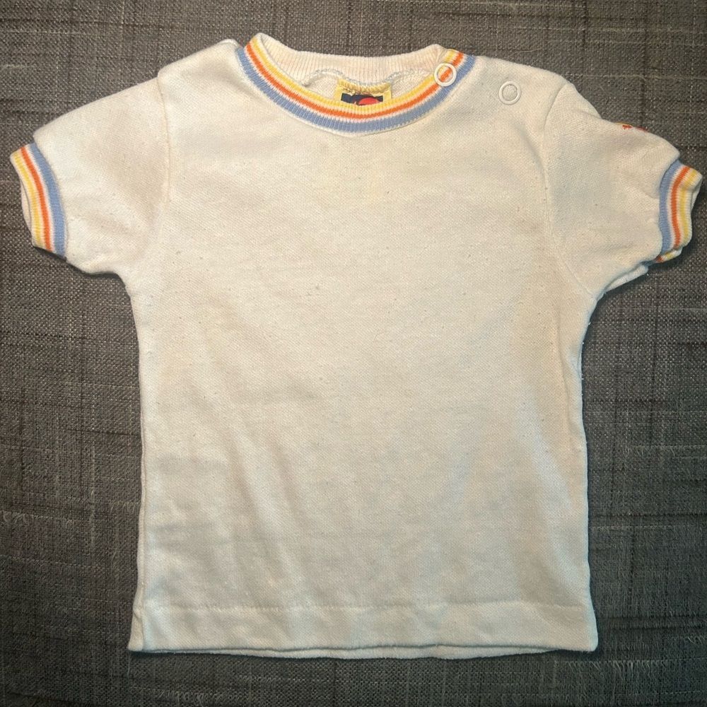 VINTAGE CARTER’S Unisex Baby Tee Size 9 Months